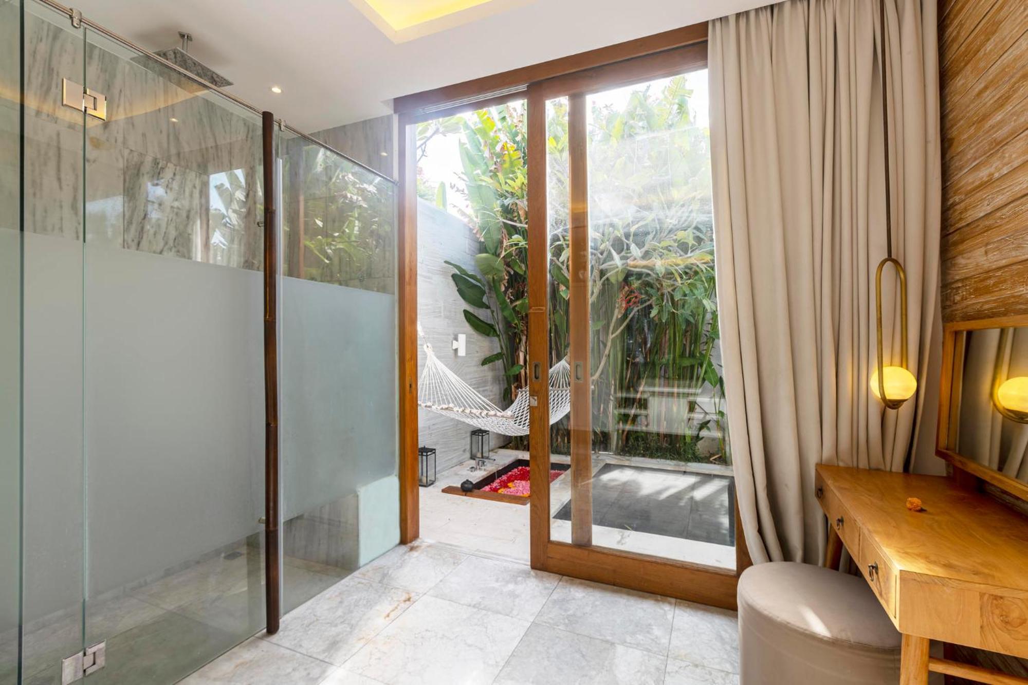 Astera Villa Seminyak By Ini Vie Hospitality Exteriér fotografie